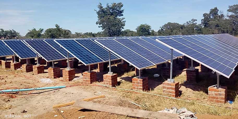Автономная солнечная электростанция мощностью 50 Вт в Зимбабве